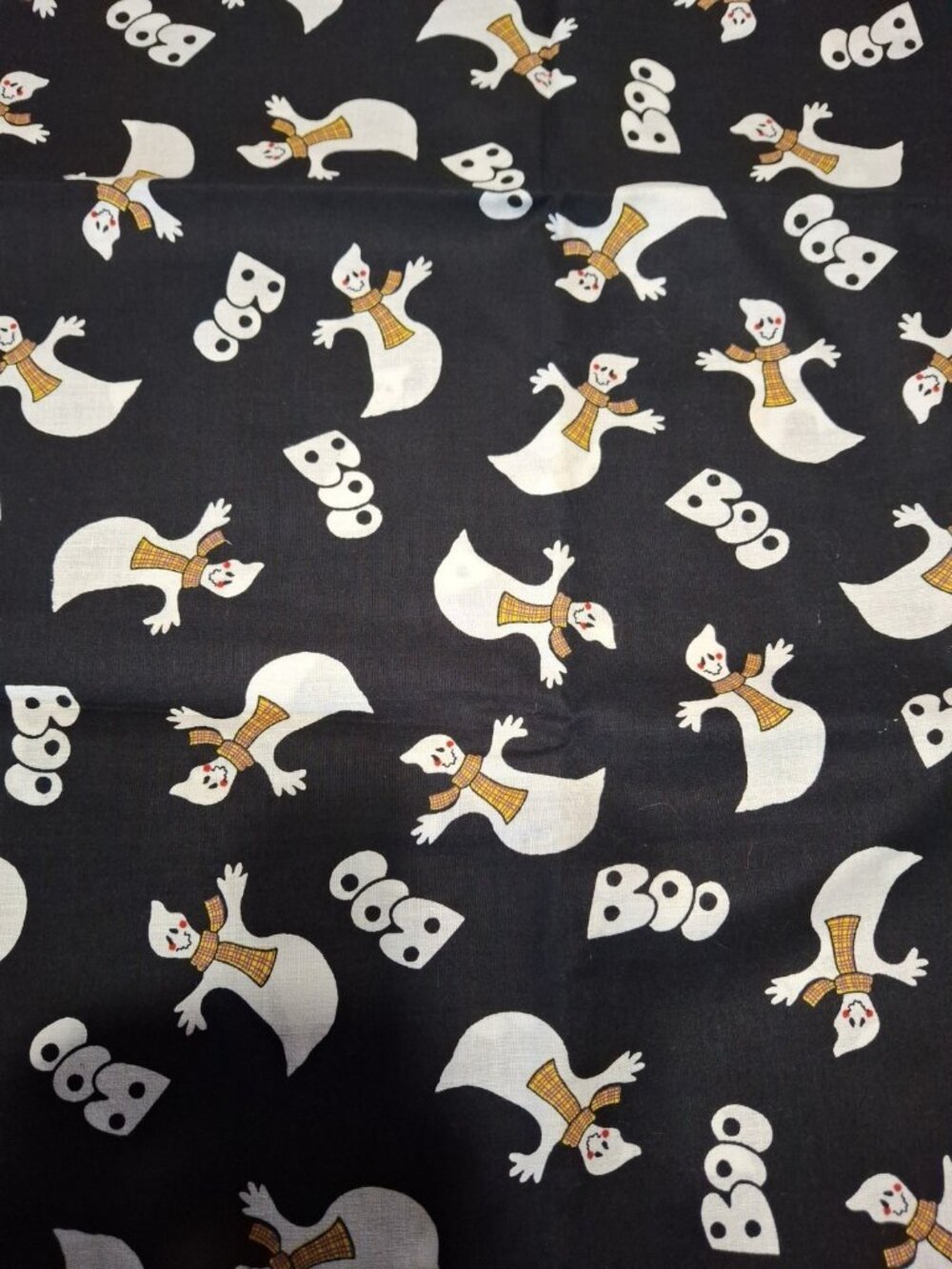 Ghosts Boo Halloween Fabric Signature Classics by Oakhurst Textiles, 52"L Cotton